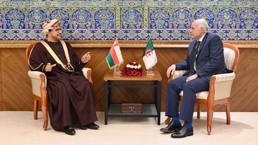 Mr.Attaf receives the Ambassador of the Sultanate of Oman in Algeria