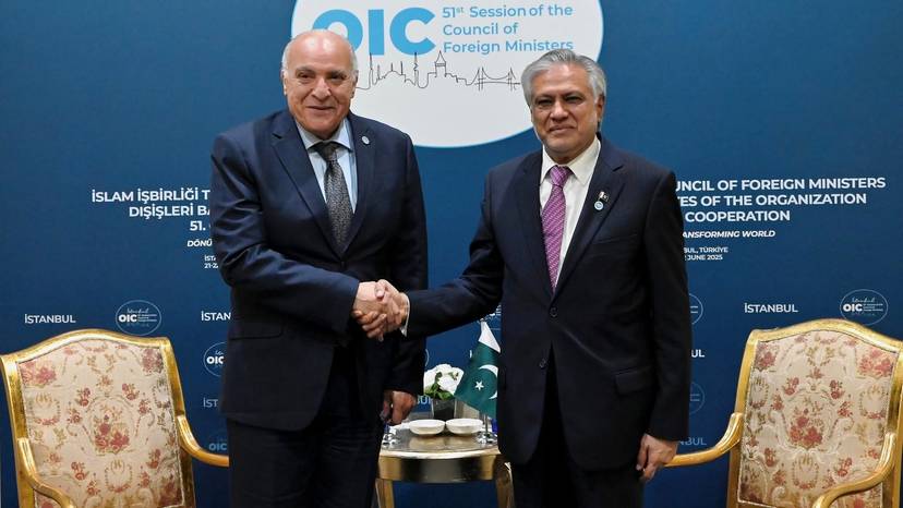 M. Attaf tient une réunion bilatérale avec son homologue pakistanais