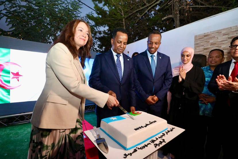 Mme Mansouri supervise la cérémonie d’inauguration du nouveau siège de l’ambassade de la République fédérale de Somalie en Algérie
