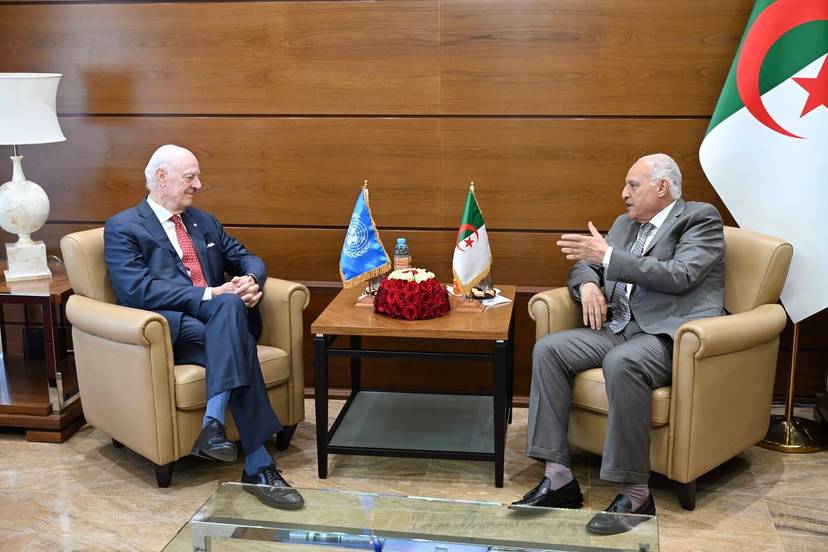 السيد عطاف يستقبل المبعوث الشخصي للأمين العام للأمم المتحدة للصحراء الغربية